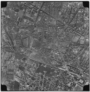 Ente Italiano Rilievi Aereofotogrammetrici Firenze, Veduta aerea della Circoscrizione 3 S. Paolo-Cenisia-Pozzo Strada-Cit Turin- Borgata Lesna, carta/gelatina, CC BY-SA