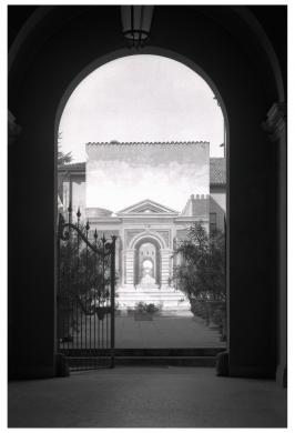 Gigli, Attilio, Cento, Pal. Tavecchi, Giardino con veduta prospettica, dall'atrio, gelatina/ pellicola, CC BY-NC-ND