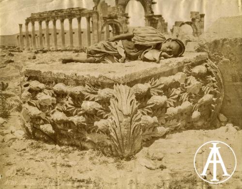 Bonfils, Felix, Beirut, Palmyra (Siria), capitello, albumina, CC BY-SA