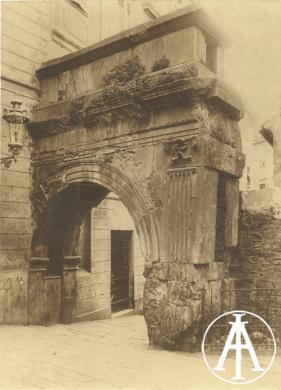 Trieste, cosiddetto arco di Riccardo, albumina, CC BY-SA