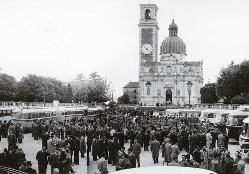 Studio Ferrini, Personale della BAnca Cattolica del Veneto al Santuario di Monte Berico a Vicenza, Anno Mariano, gelatina ai sali d'argento/carta, CC BY-NC-ND