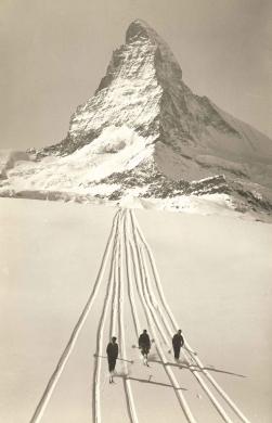 Gyger, Emanuel Thor, Il Cervino d’inverno, 1930 circa, gelatina cloro-bromuro d’argento/ carta, CC BY-SA