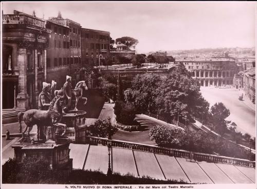 Alinari, Firenze, Veduta a Roma nel 1937 di via del Mare e del Teatro Marcello, CC BY-SA