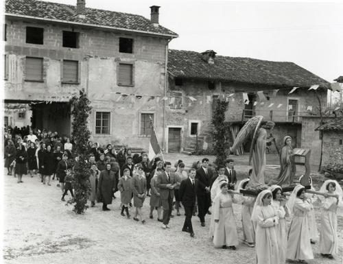 Alvio Baldassi, Borgo Saletti di Buja, processione dell'Annunciazione, CC BY-SA