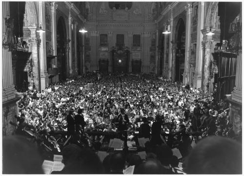 Goffi, Roberto, Concerto nella chiesa di San Filippo a Torino, durante Settembre Musica, carta/gelatina, CC BY-SA