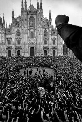 Radino, Francesco, I  funerali di Antonio Zibecchi, Milano, stampa ai sali d'argento, CC BY-SA