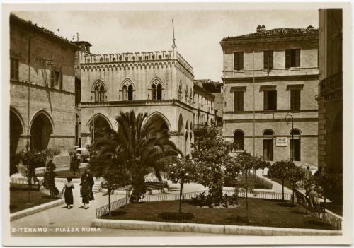 Domenico Nardini, Teramo- Piazza Roma, ante 1955, carta, CC BY-SA