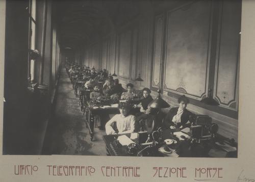 Moscioni, R., Ufficio Telegrafico Centrale - Sezione Morse, Fine Ottocento secolo, CC BY-SA