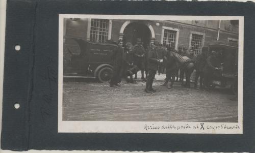 Arrivo della posta al X Corpo d'Armata, post 1915, CC BY-SA