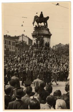 anonimo, [Milano : cerimonia del 6 maggio 1945], 06/05/1945, CC BY