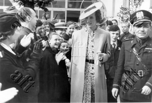 Massai, Adolfo (1888/ 1968), La principessa di Piemonte in visita a Prato : 19 maggio 1939 (Casa della madre e del bambino), 19/05/1939, gelatina/ carta, CC BY-NC-ND