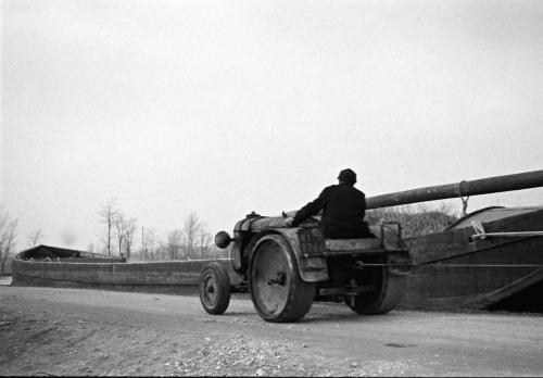 Stucchi, Carlo, G:\Documenti\Gabriele\MUSEO\cartolina natalizia\Cartolina trattore stucchi, 26/03/2018, analogica, CC BY-SA