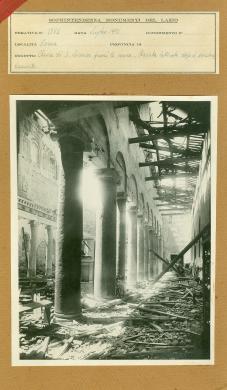 Roma. Basilica di San Lorenzo fuori le mura. Navata laterale dopo il bombardamento, post 1943, CC BY-SA