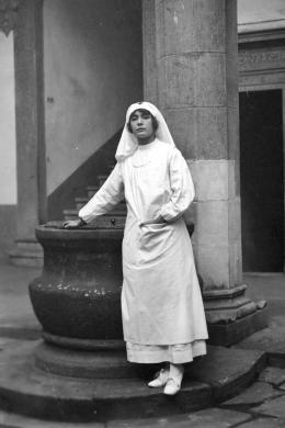Sconosciuto, La crocerossina Contessa Sofia Serristori 1918, CC BY-SA