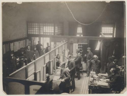 Ufficio e impiegati postelegrafonici di Galata (Istambul)., post 1915, CC BY-SA