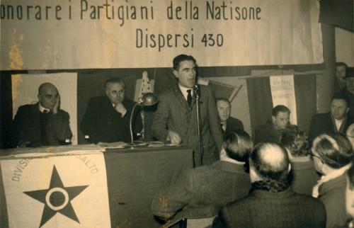 Congresso dei reduci della Divisione d'Assalto Garibaldi Natisone, post 1946, gelatina ai sali d'argento/carta, CC BY-NC