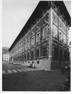 Bessi, Ilario, Massa: palazzo Ducale: anni '60 sec. XX, 1960 circa, gelatina ai sali d'argento/carta, CC BY-NC