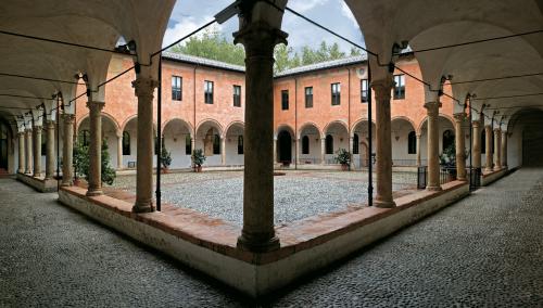 L'ex convento di Santa Cristina, sede della Fondazione Federico Zeri, CC BY-SA