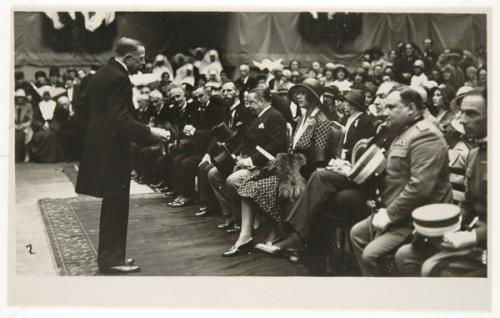 Anonimo, Visita ufficiale di Autorità, 1930 circa, gelatina ai sali d'argento su carta, CC BY-SA