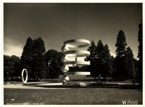 Stabilimento Fototecnico Crimella, "Milano, VI Triennale d'Arte, fontana-scultura nel Parco Sempione di C. e M. Cattaneo (1935-36)", 1936, stampa alla gelatina bromuro d'argento, inv. RI 3223, CC BY-SA