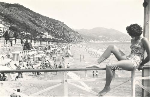 Gramantieri, Spiaggia di Laigueglia, 1950 circa, Gelatina ai sali d’argento/carta, CC BY-NC-ND
