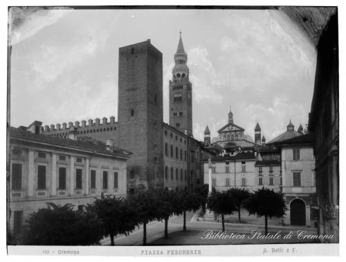 Aurelio Betri, Cremona, Piazza della Pace, XIX ex. secolo, lastra, CC BY-SA