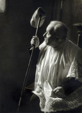 Bertoglio, Italo, Il sacrista, 1936, Stampa alogenuri d'argento, CC BY-SA