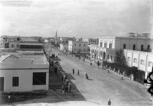di Savoia, Luigi Amedeo, Mogadiscio. Corso Vittorio Emanuele III, 07/1926, Lastra, CC BY-SA