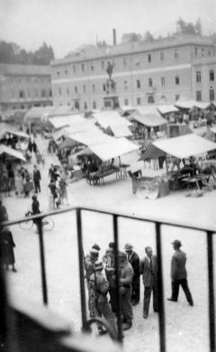 Fotocronisti Baita, Biella, Piazza Quintino Sella, giugno 1944., CC BY-SA