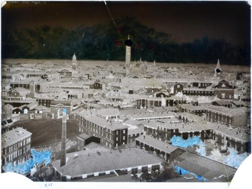 Alessandro Novaresi, Cremona, Panorama preso dalla torre maggiore dello stabilimento laterizio "Frazzi" (BSCr, Lastra Betri 17), 25/05/1903, lastra, ritoccata a mano con vernice, 300 x 400 mm, CC BY-SA