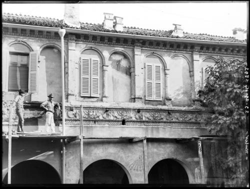 Pirro Betri, Cremona, Chiostro del convento di san Bartolomeo (abbattuto negli anni Trenta) (BSCr, Lastra Betri 92), 23/08/1902, lastra, CC BY-SA