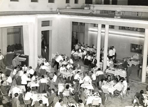 Aldo Ballo, Ristorante di Metanopoli, San Donato Milanese, post 1950, CC BY-SA