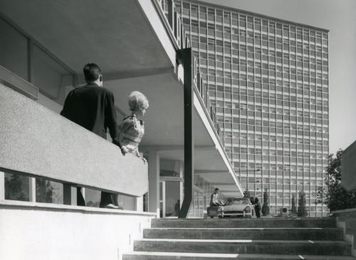 Motel Agip a  S Donato Milanese, anni Sessanta, CC BY-SA