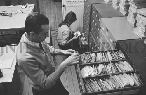 Publifoto, L'archivio nella sede della Publifoto a Milano, 1967 circa, CC BY-NC-SA