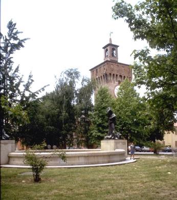 Sergio Venturi, Finale Emilia (Modena), Torre dell'Orologio, 1980 circa, positivo su pellicola di poliestere, CC BY-SA