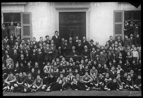 Anonimo, Personale e allievi del Collegio Valdese di Torre Pellice, XIX secolo, gelatina ai sali d'argento/ carta, CC BY-SA