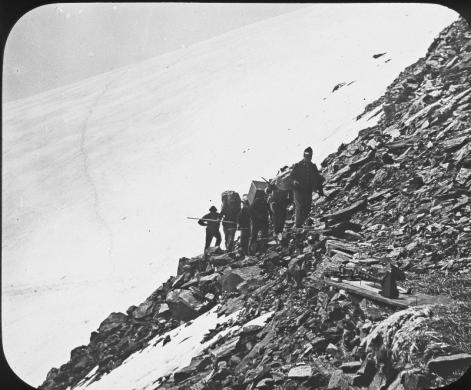 Marcia di Alpini sul Monte Rosa, CC BY-SA