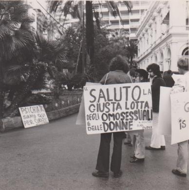 Sanremo. Saluto la giusta lotta degli omosessuali e delle donne, CC BY-SA