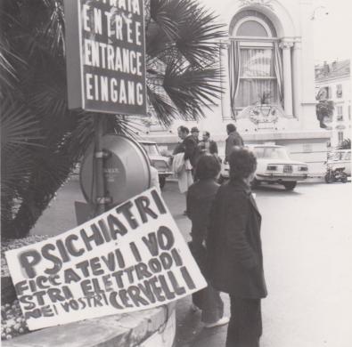 Sanremo. Psichiatri, ficcatevi i vostri elettrodi nei vostri cervelli, CC BY-SA