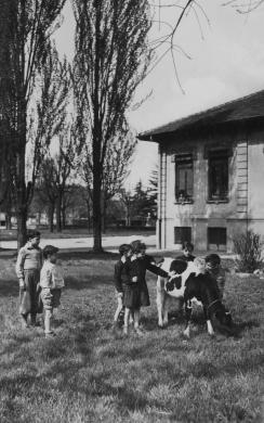 Scuola all'aperto. Casa del Sole, Milano, 1930 circa, CC BY-NC-SA