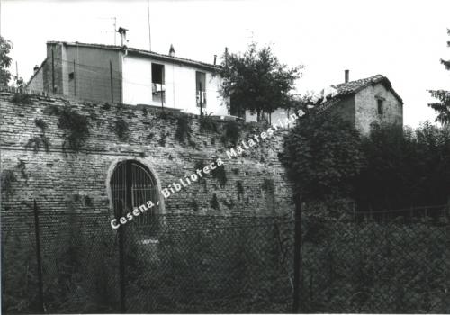 Paolo Monti, Cesena, resti murari, 1972, CC BY-NC-ND