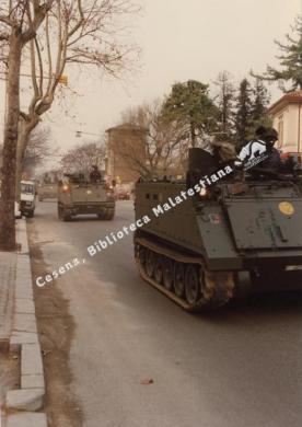 Vittorio Calbucci, Carri armati a Cesena, CC BY-NC-ND