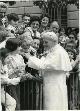 Vittorio Calbucci, Cesena, la visita di papa Giovanni Paolo 2., 1986, CC BY-NC-ND