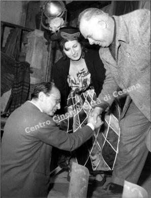 Francesco Alessi, “La carrozza d’oro” di Jean Renoir: Anna Magnani, Jean Renoir, 1953, CC BY-NC-ND