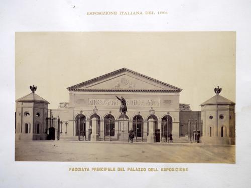 Pietro Semplicini, Facciata del Palazzo delle Esposizioni - Firenze, 1861, Stampa all'albumina, CC BY-SA