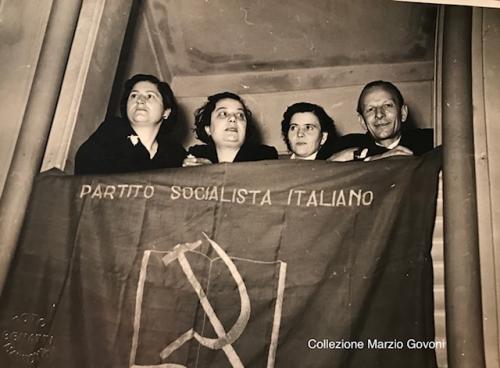 Manifestazione in teatro, CC BY-SA