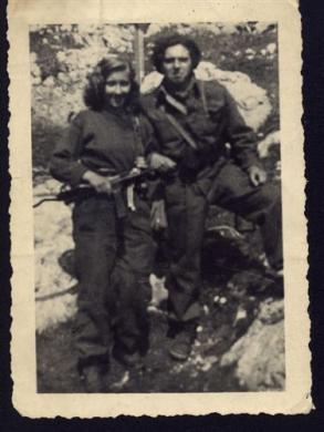 Cansiglio 15 aprile 1945 Al compagno Giorgio per ricordo Wanda., 15/04/1945, Positivo su carta., CC BY-SA