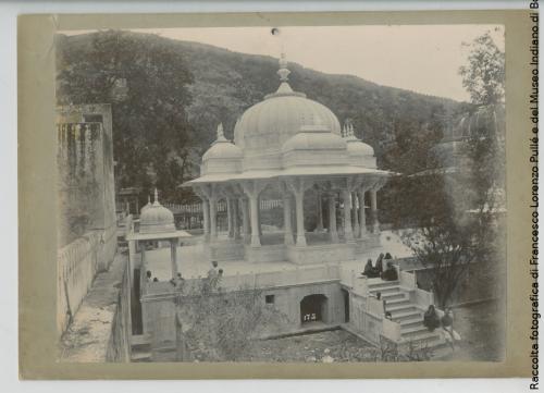 anonimo, Cenotafio di Jai Singh II, XX secolo circa, gelatina al bromuro d'argento, CC BY-SA