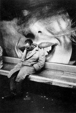 Mario Dondero, Nel Métro, Parigi, 1963, negativo BN 24x36mm, CC BY-NC-ND