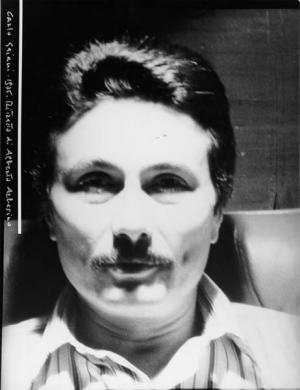 Carlo Gaiani , Ritratto di Alberto Arbasino, 1975, gelatina bromuro d'argento su carta, CC BY-NC-ND